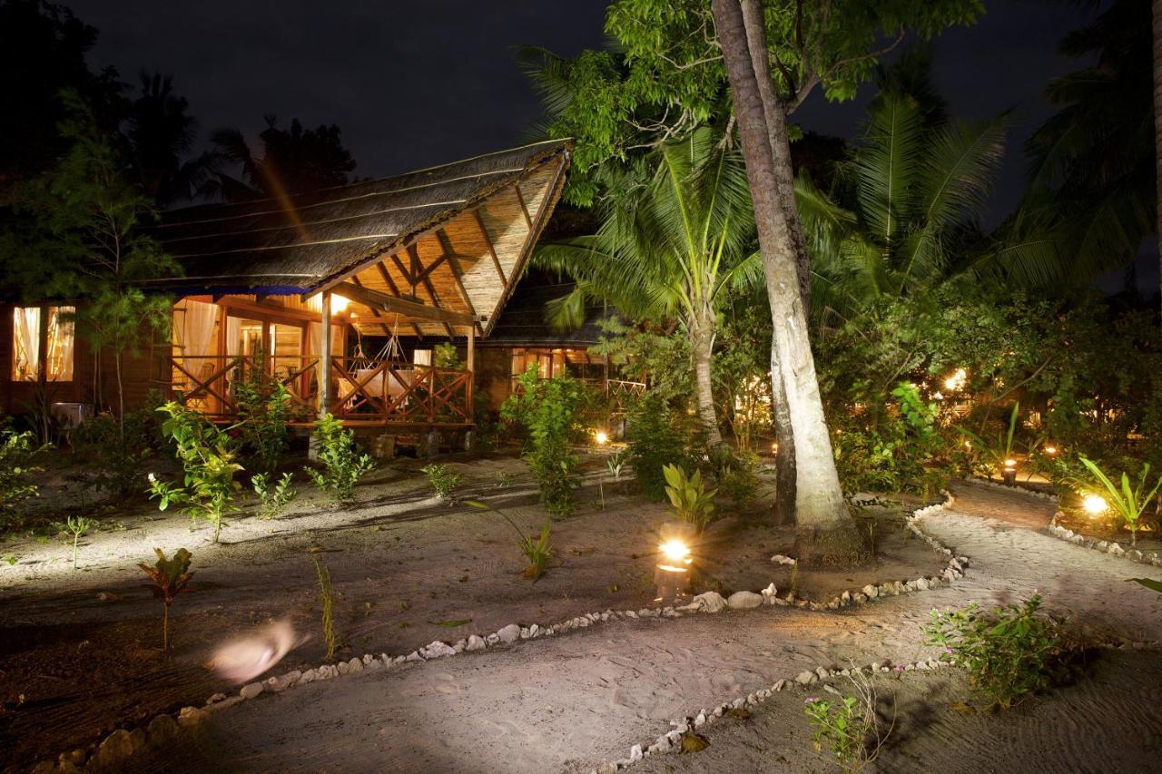 Metita Beach & Dive Resort Daruba Extérieur photo