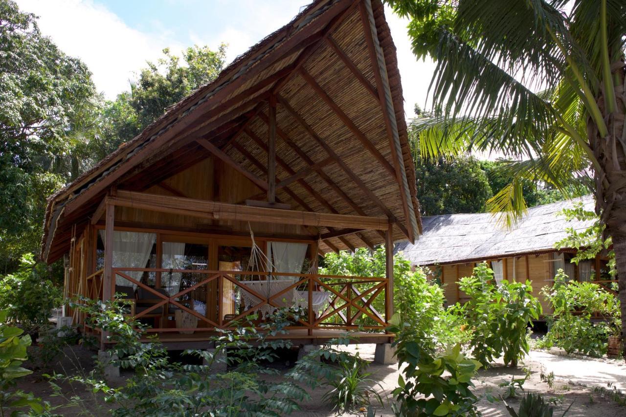 Metita Beach & Dive Resort Daruba Extérieur photo
